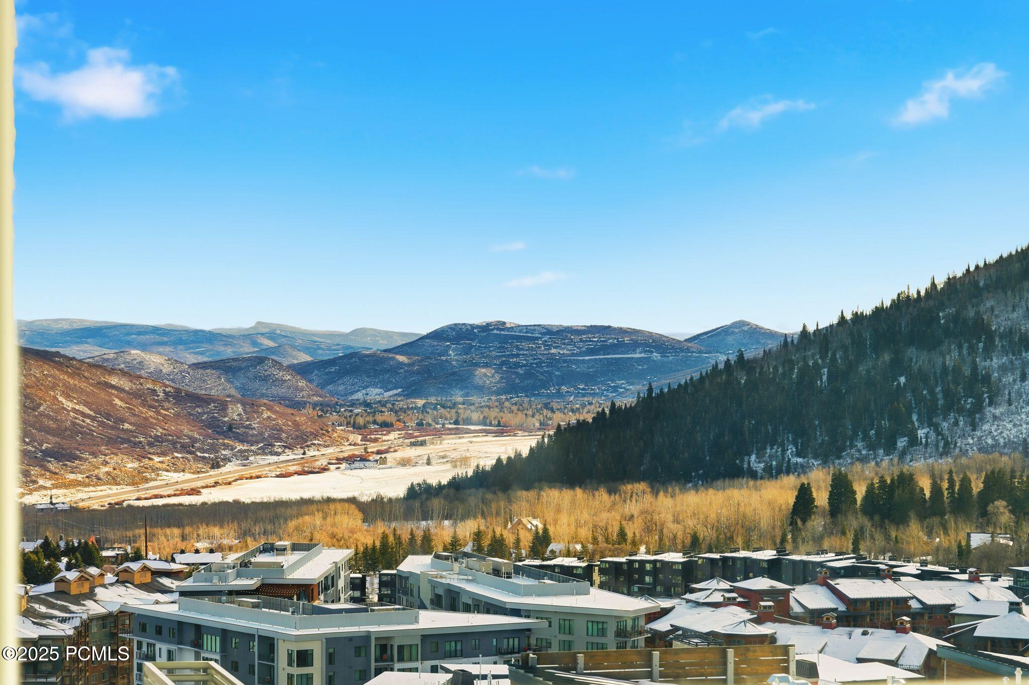 2752 W High Mountain Road, 306