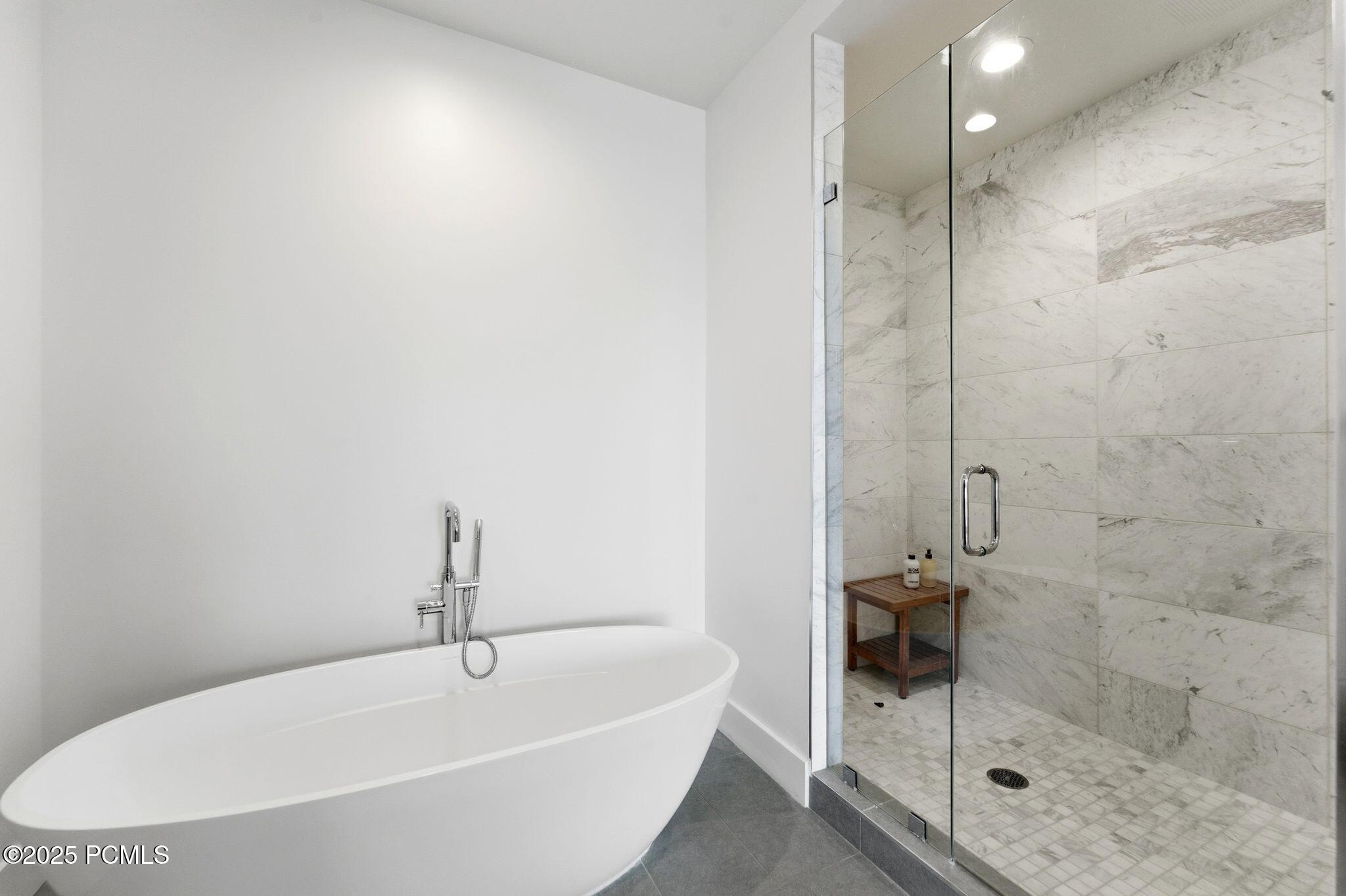 2752 W High Mountain Road, 306