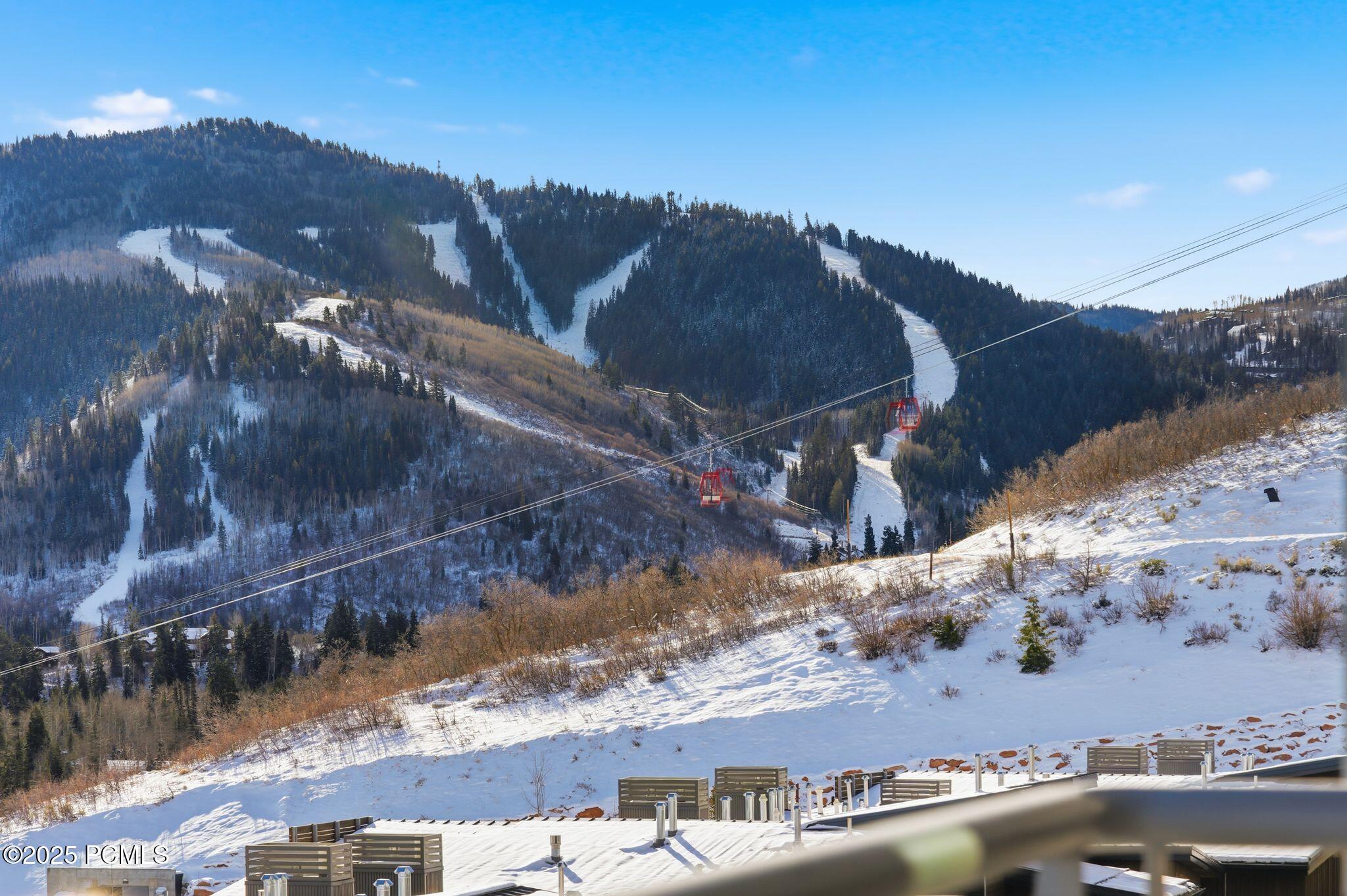 2752 W High Mountain Road, 306