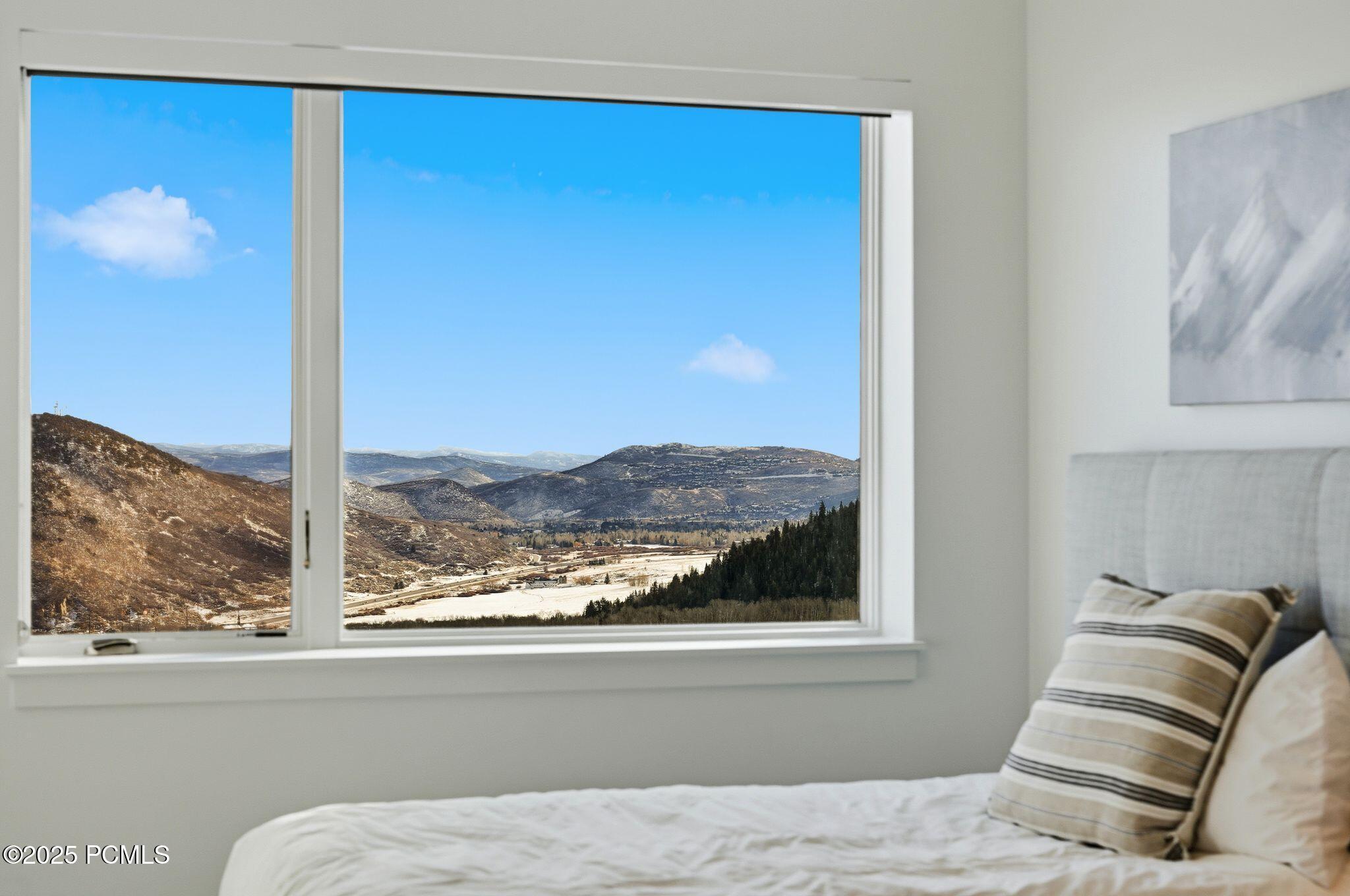 2752 W High Mountain Road, 306