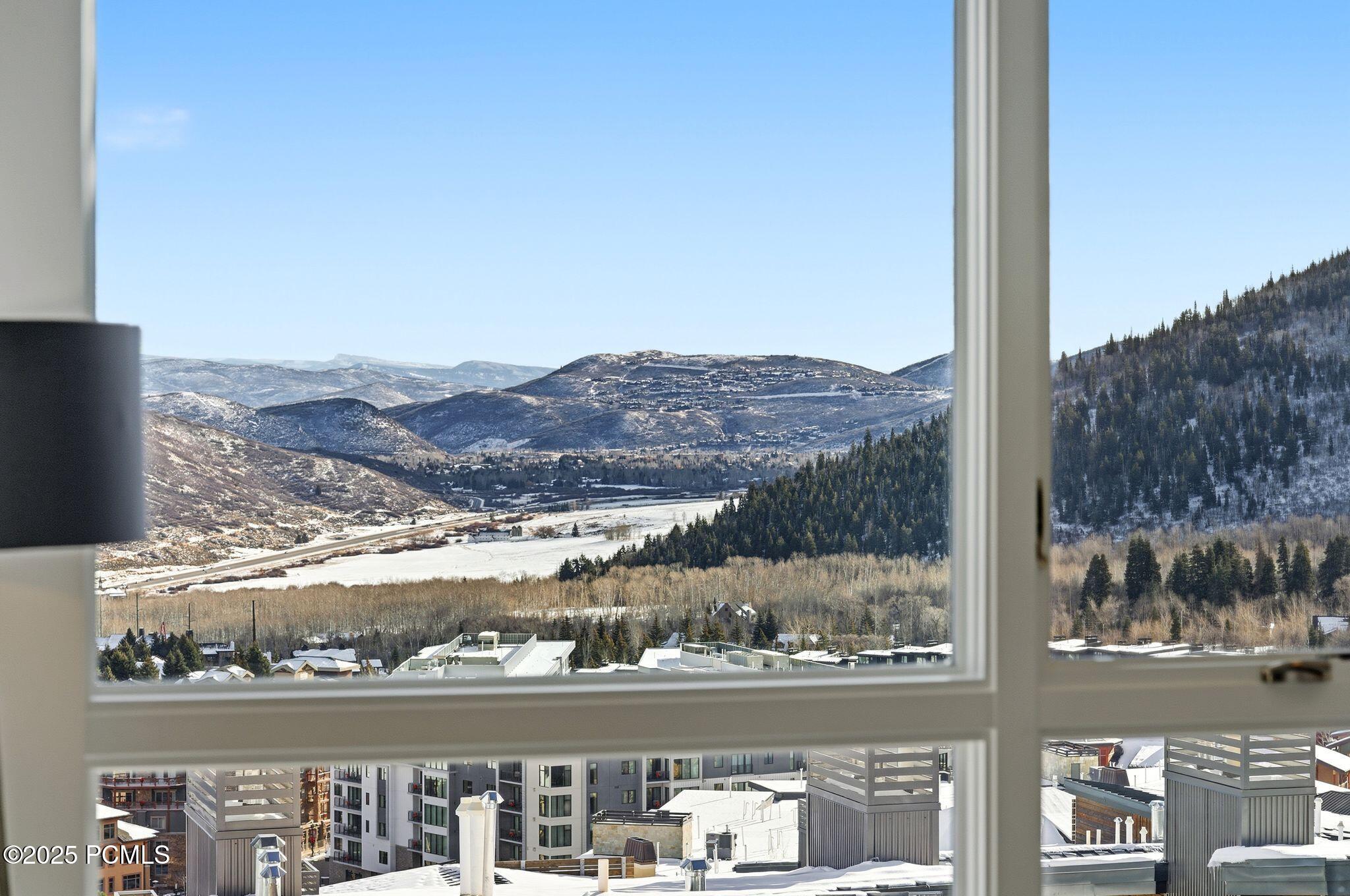 2752 W High Mountain Road, 306