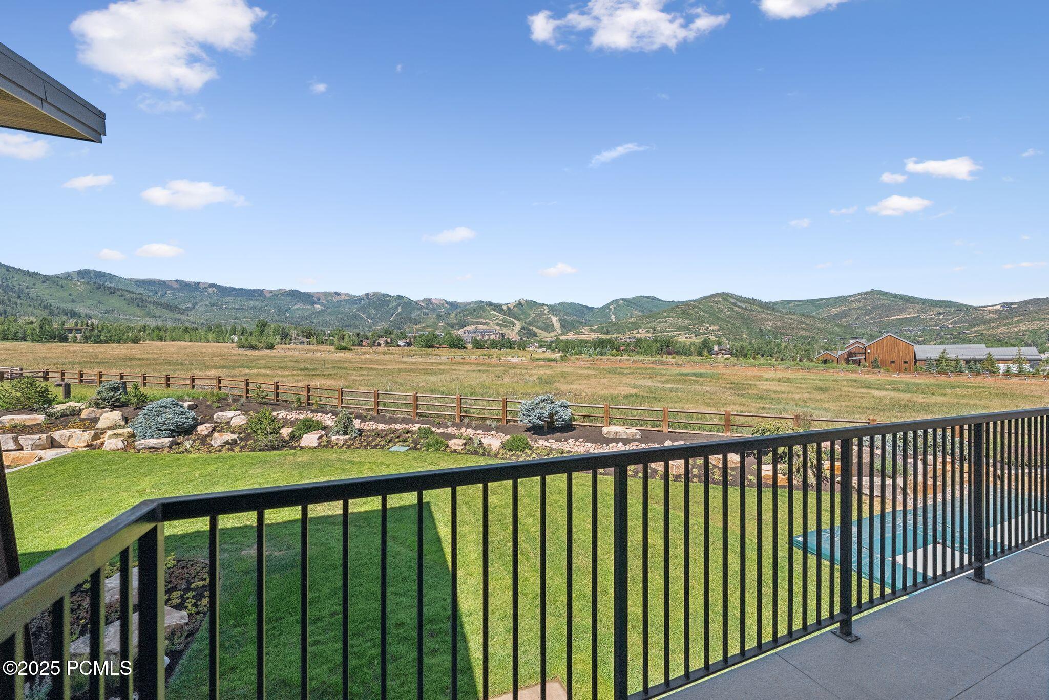 4209 N Two Creeks Lane