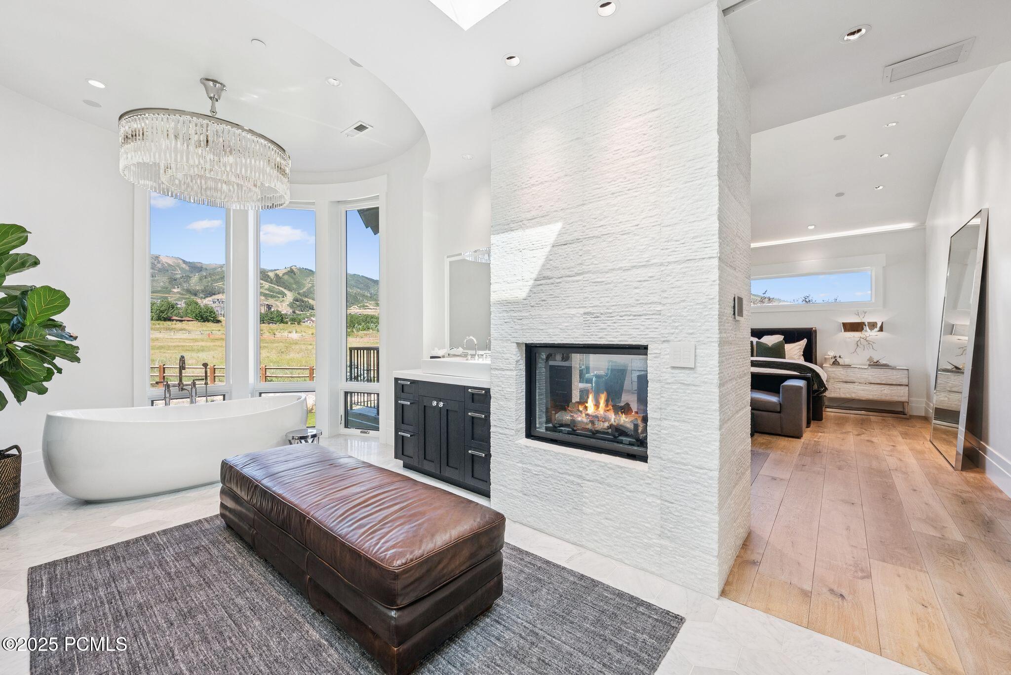 4209 N Two Creeks Lane