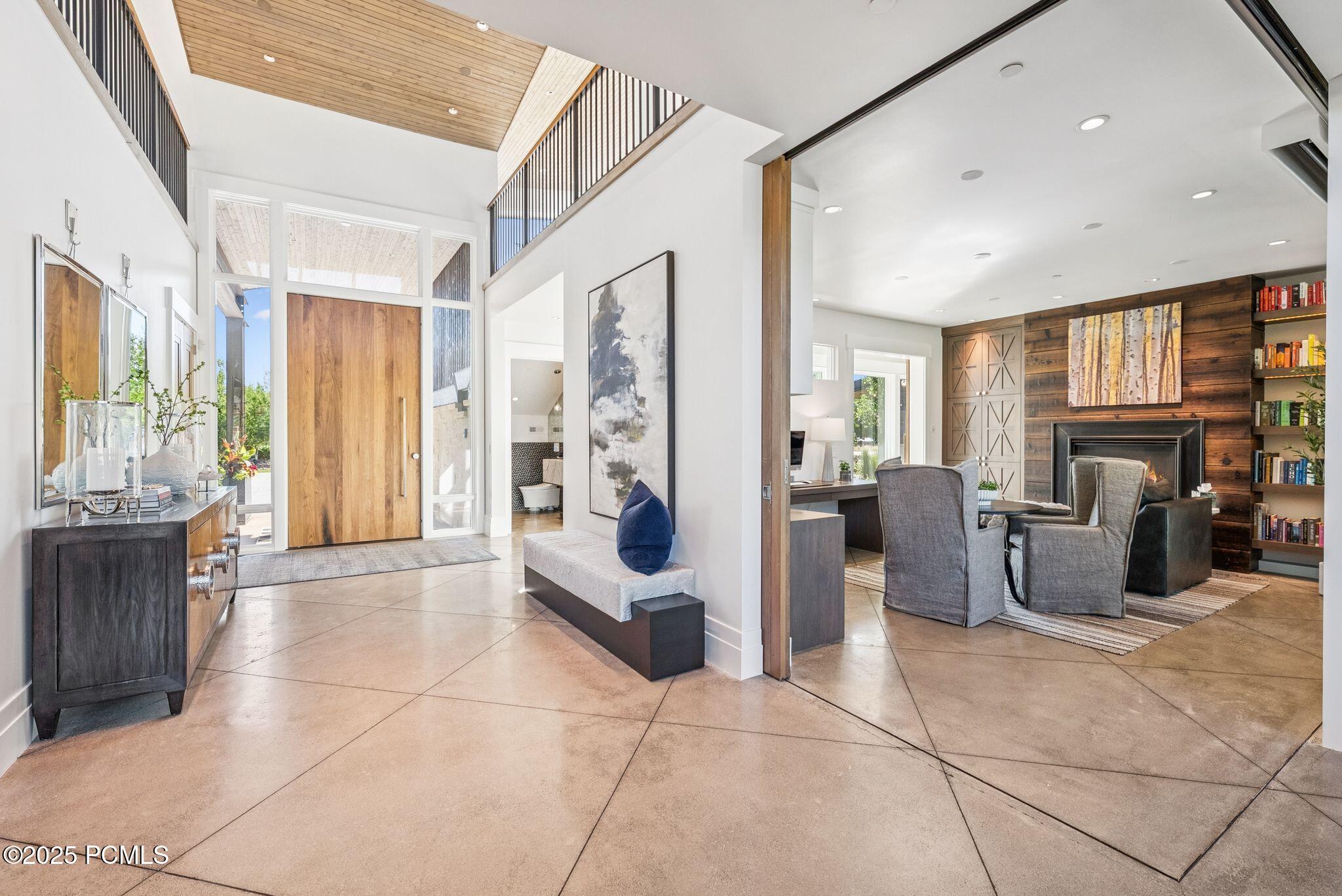 4209 N Two Creeks Lane