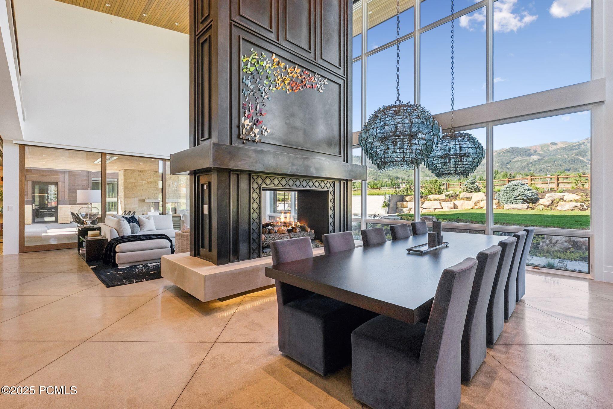 4209 N Two Creeks Lane