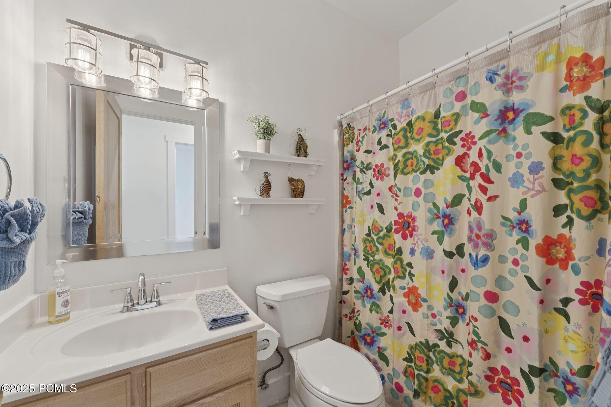 1012 Station Loop Road