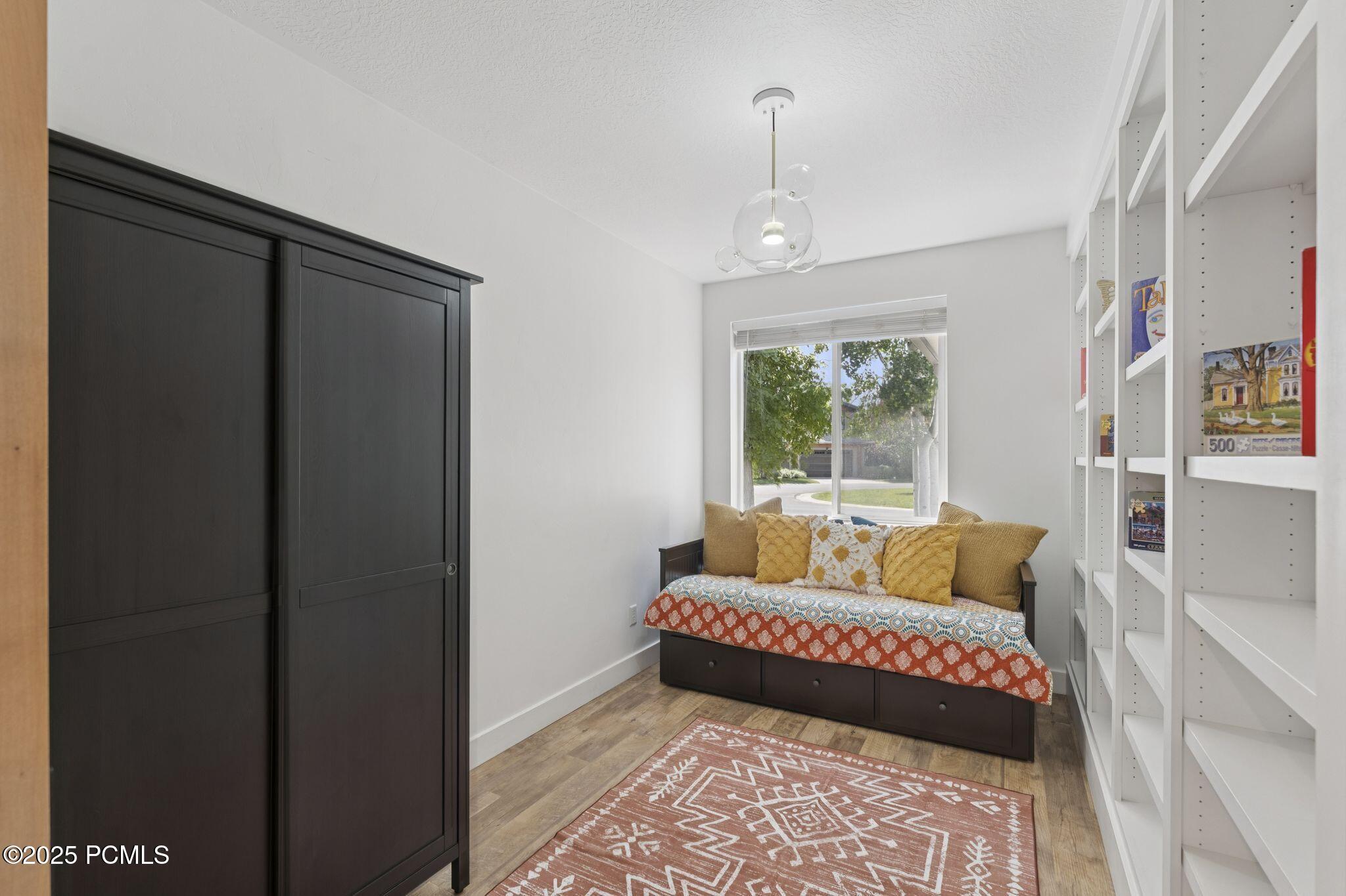 1012 Station Loop Road