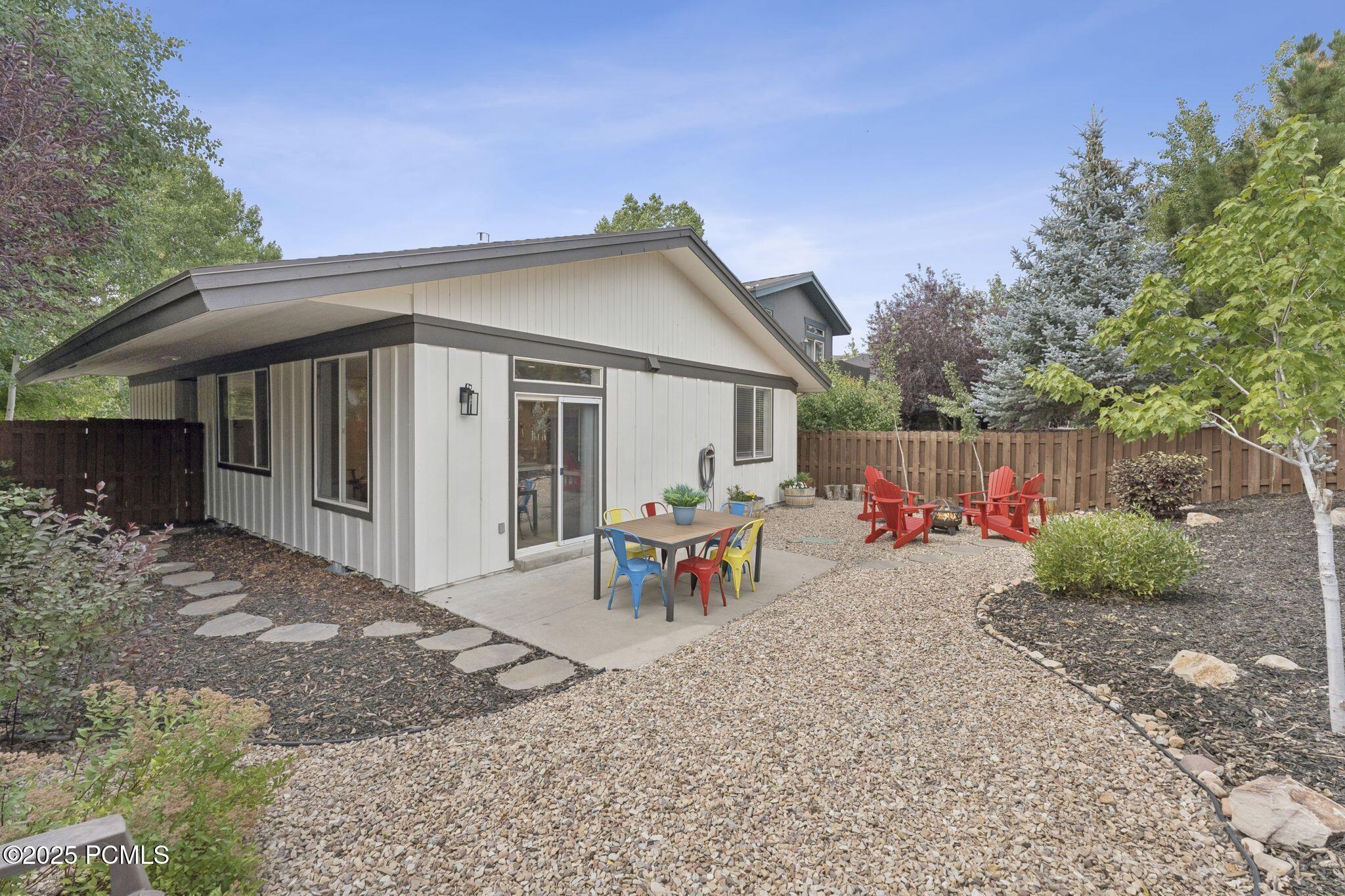 1012 Station Loop Road