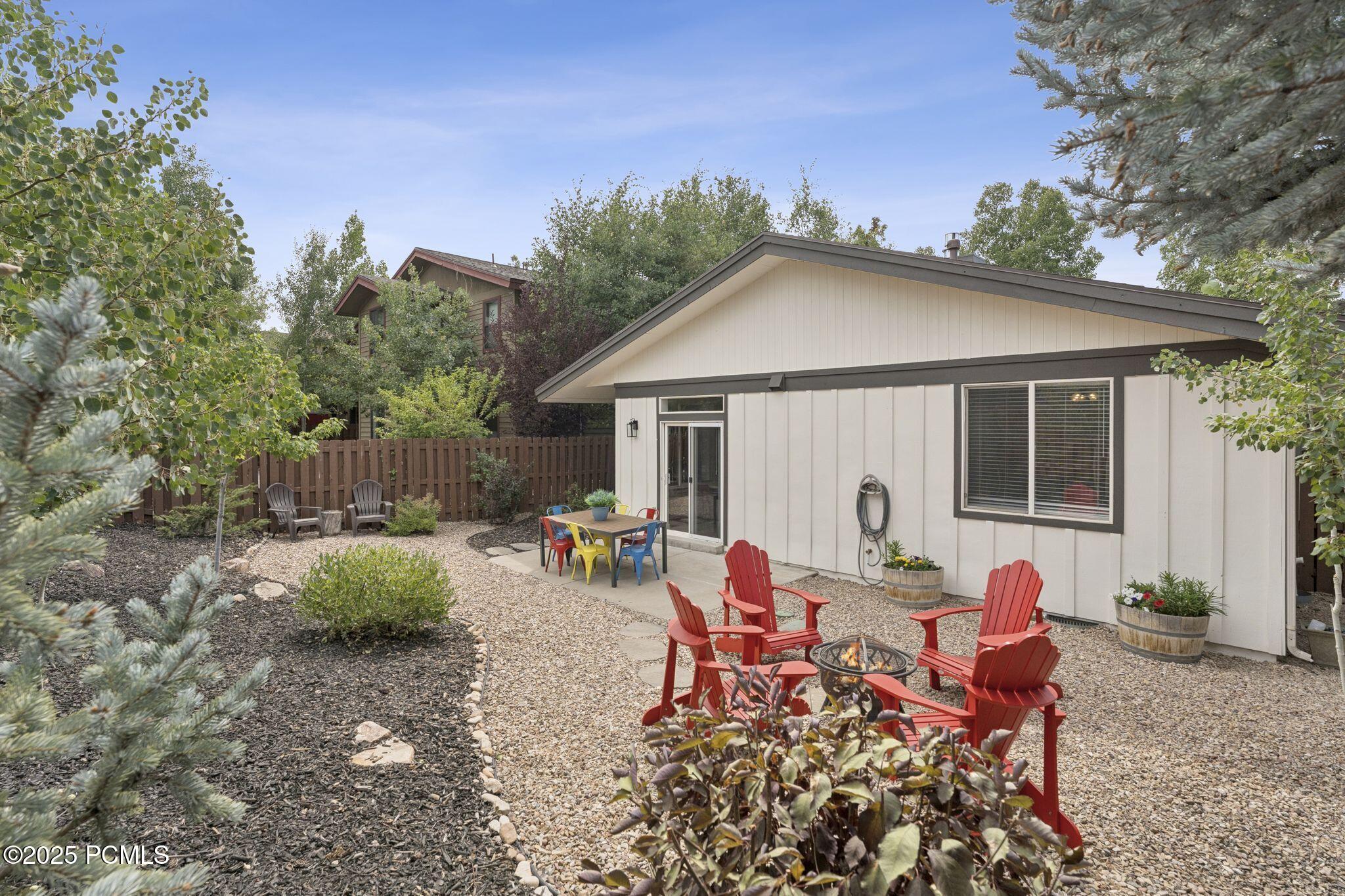 1012 Station Loop Road