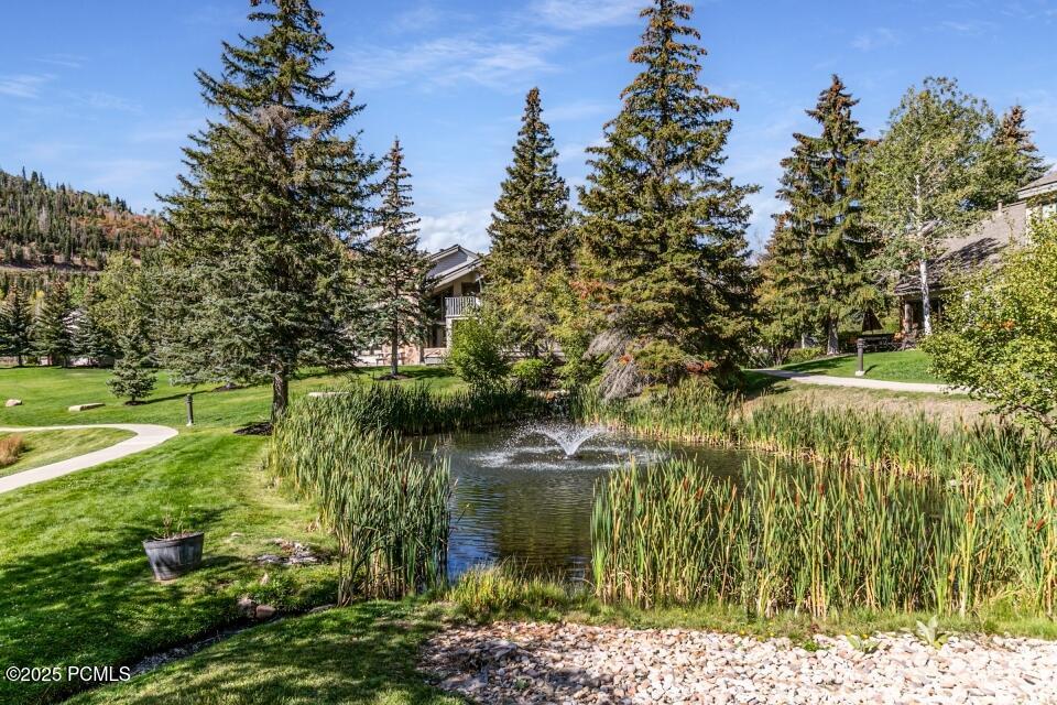 1612 N Deer Valley Drive N Drive