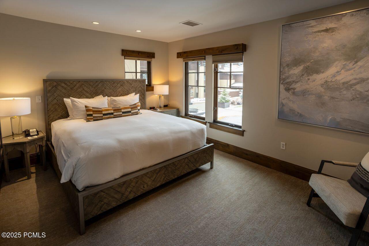 7815 Royal Street C453