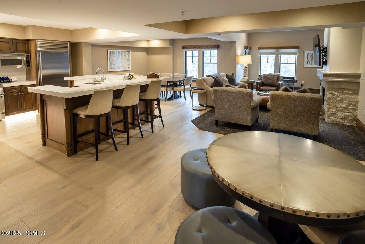 7815 Royal Street C453