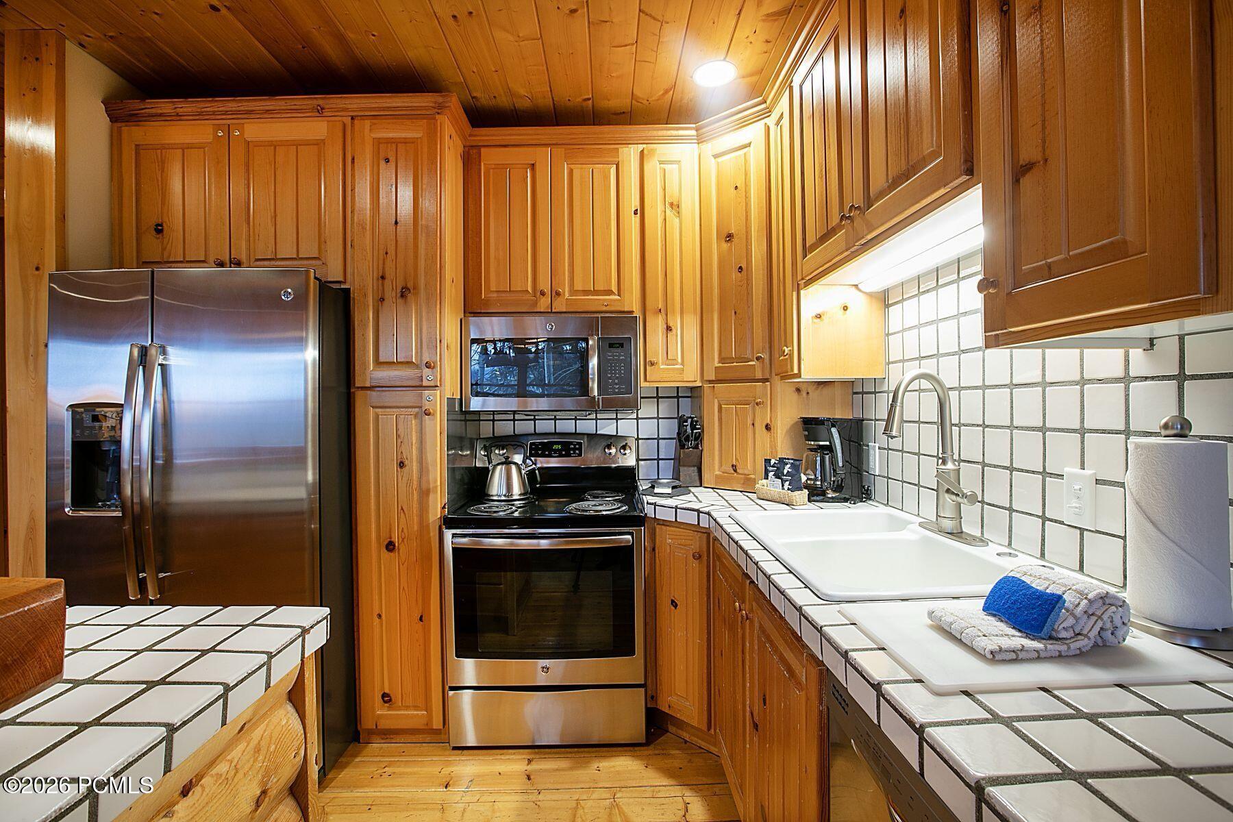 2650 Deer Valley Drive 202