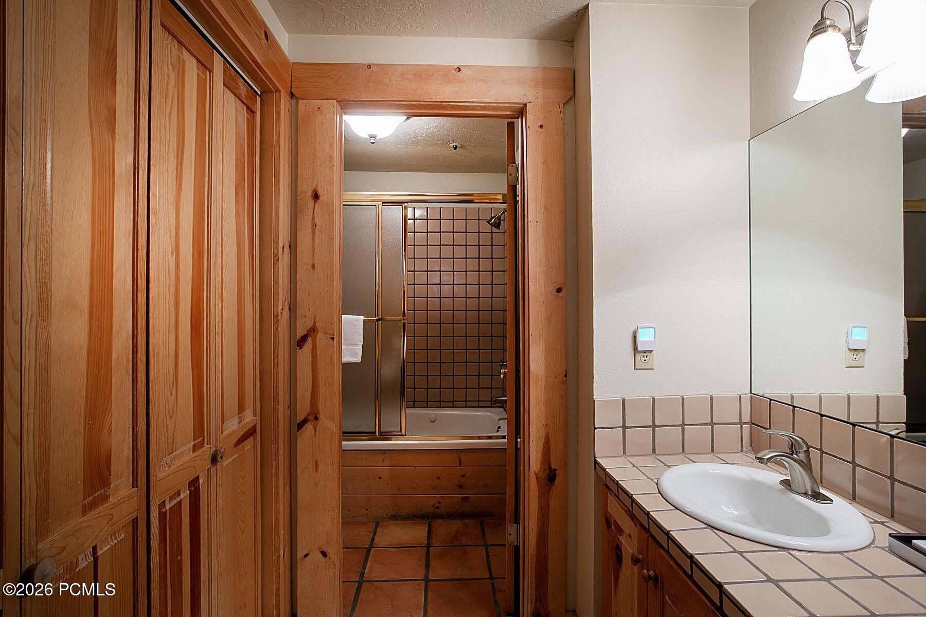 2650 Deer Valley Drive 202