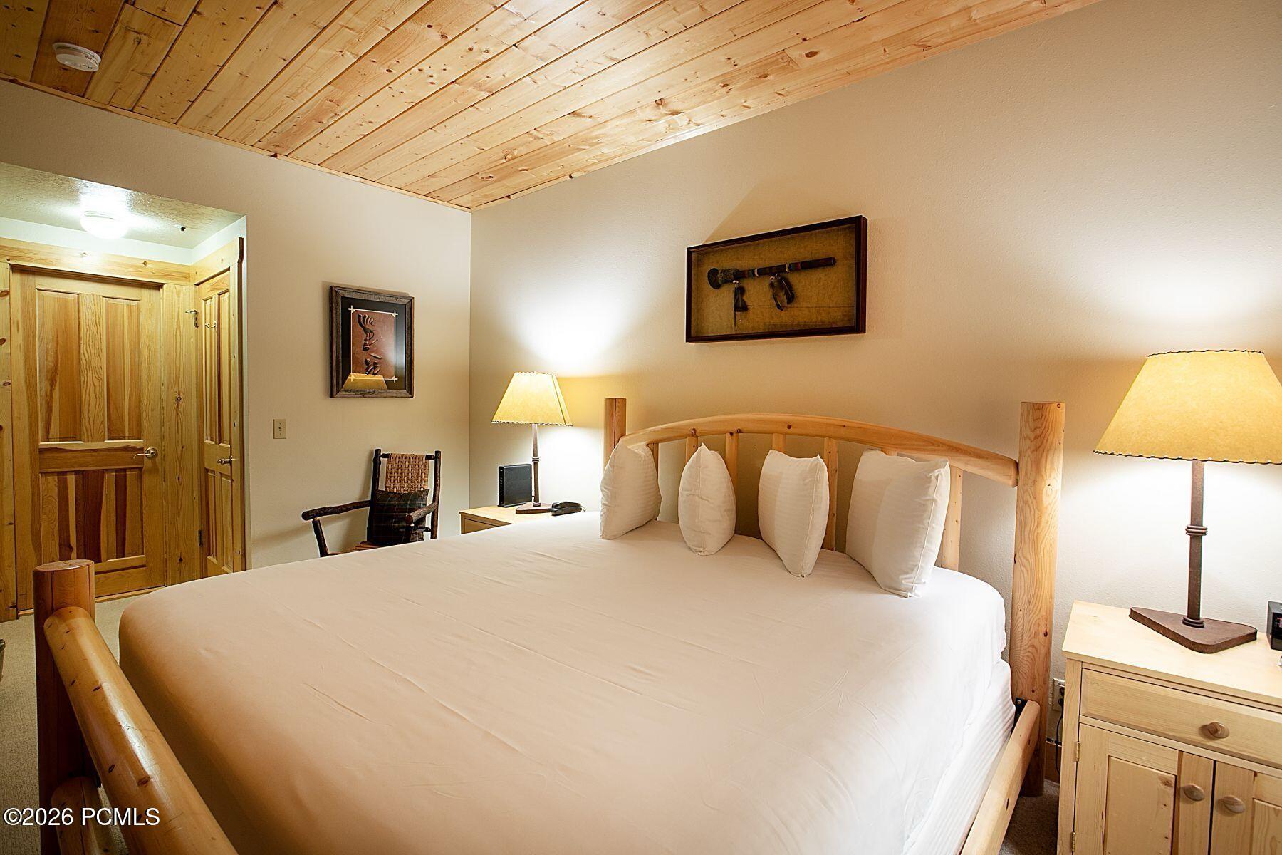 2650 Deer Valley Drive 202