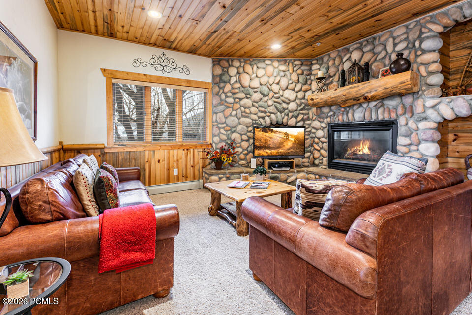 3984 N Timber Wolf Lane 8c