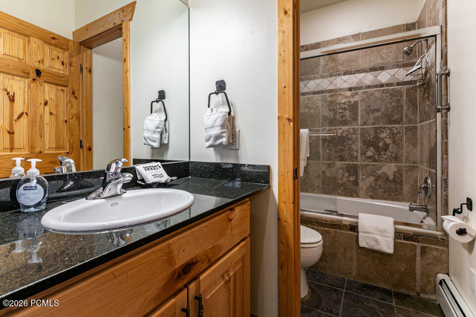 3984 N Timber Wolf Lane 8c