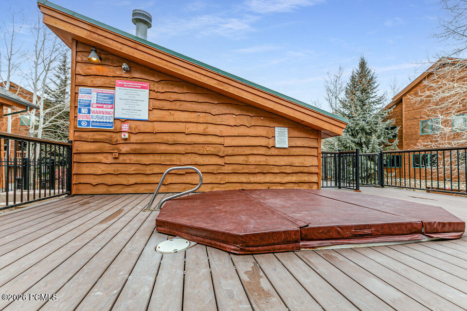 3984 N Timber Wolf Lane 8c