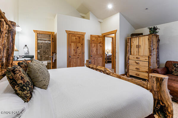 3984 N Timber Wolf Lane 8c