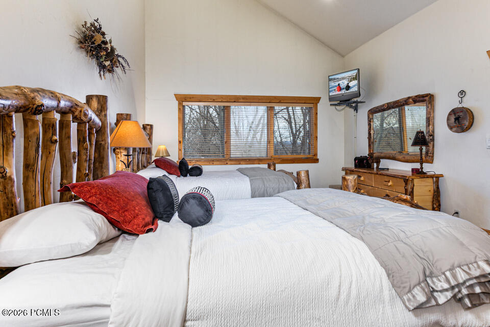 3984 N Timber Wolf Lane 8c