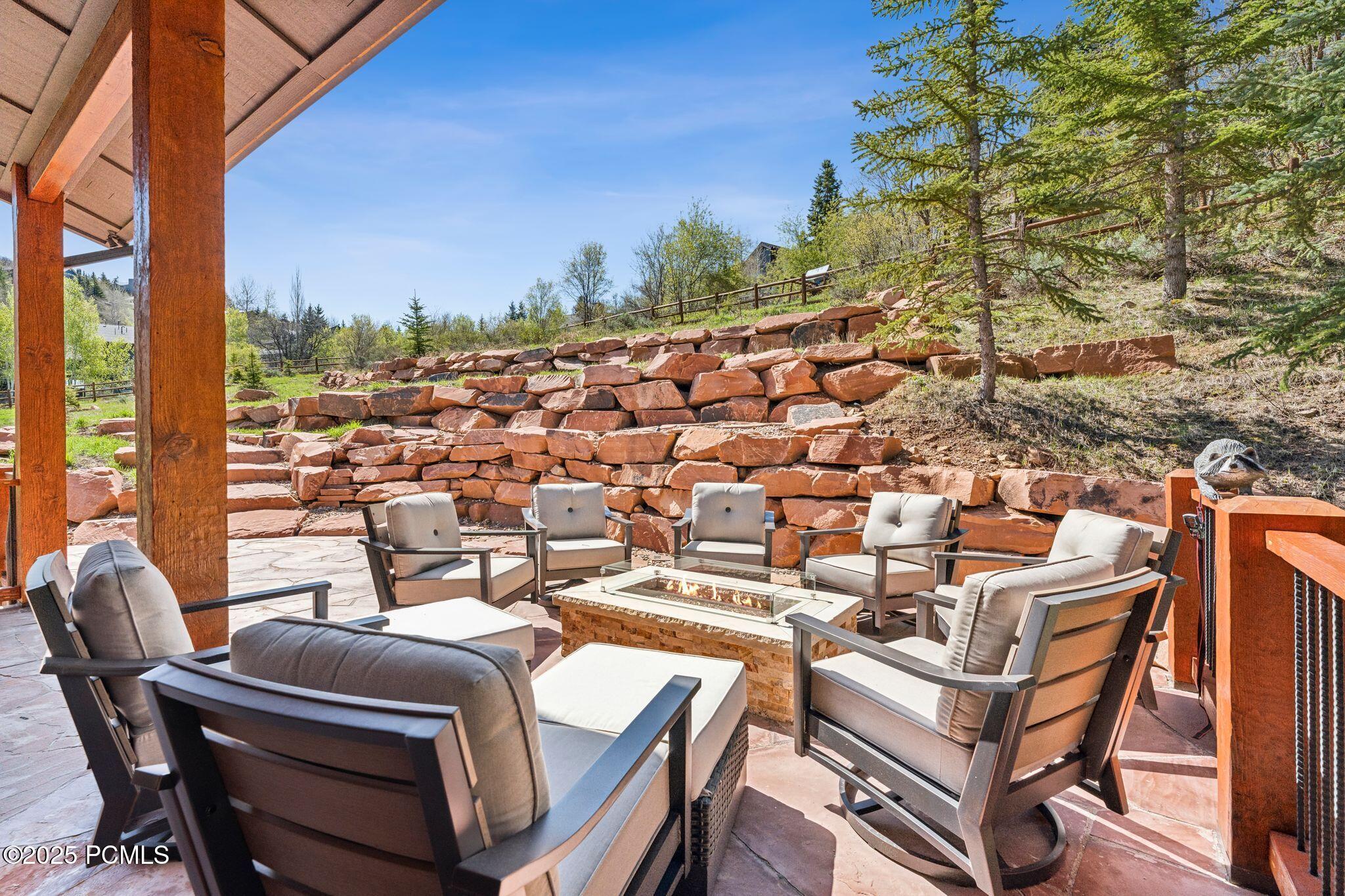 3321 W Big Spruce Way