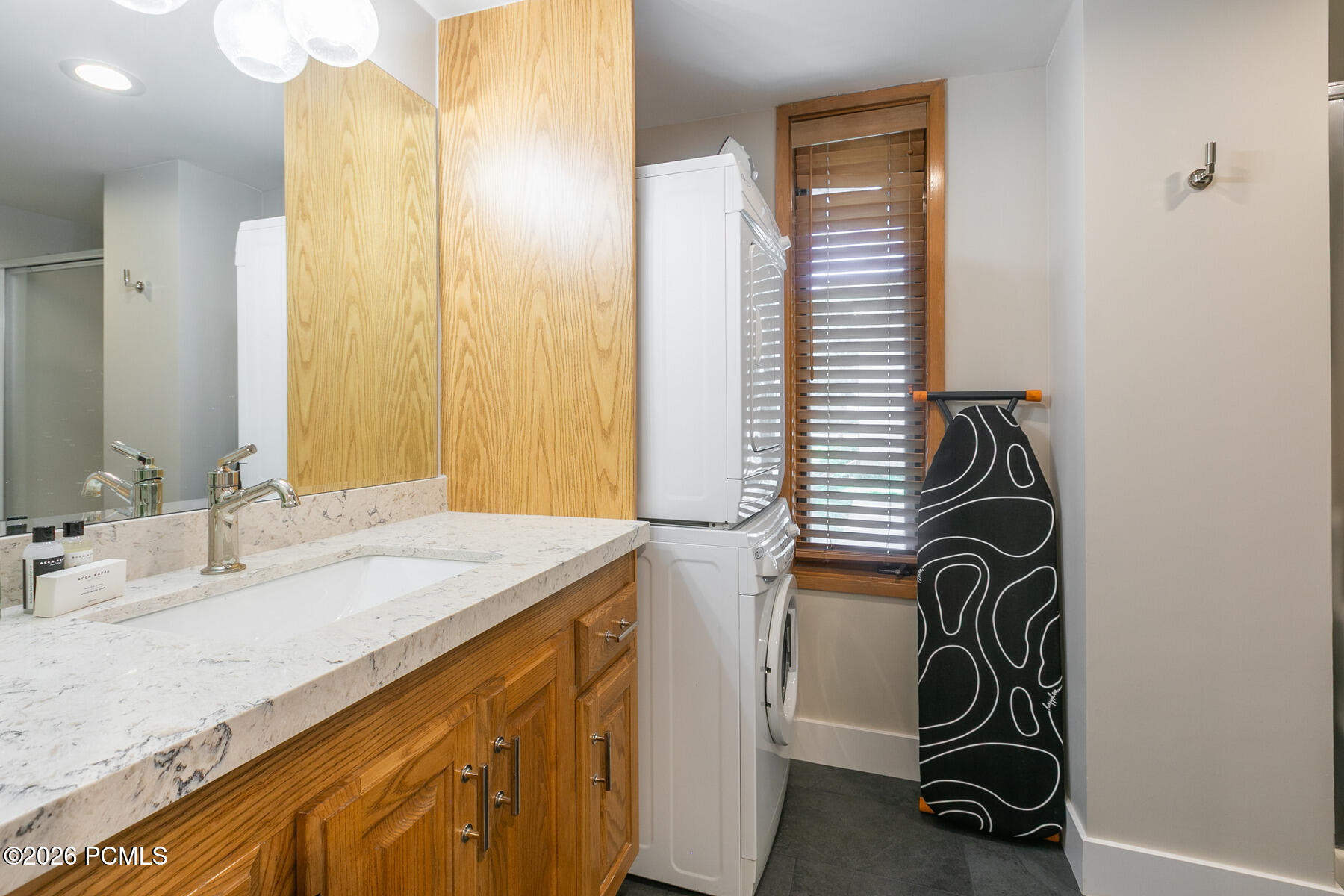 1516 Deer Valley Drive 25