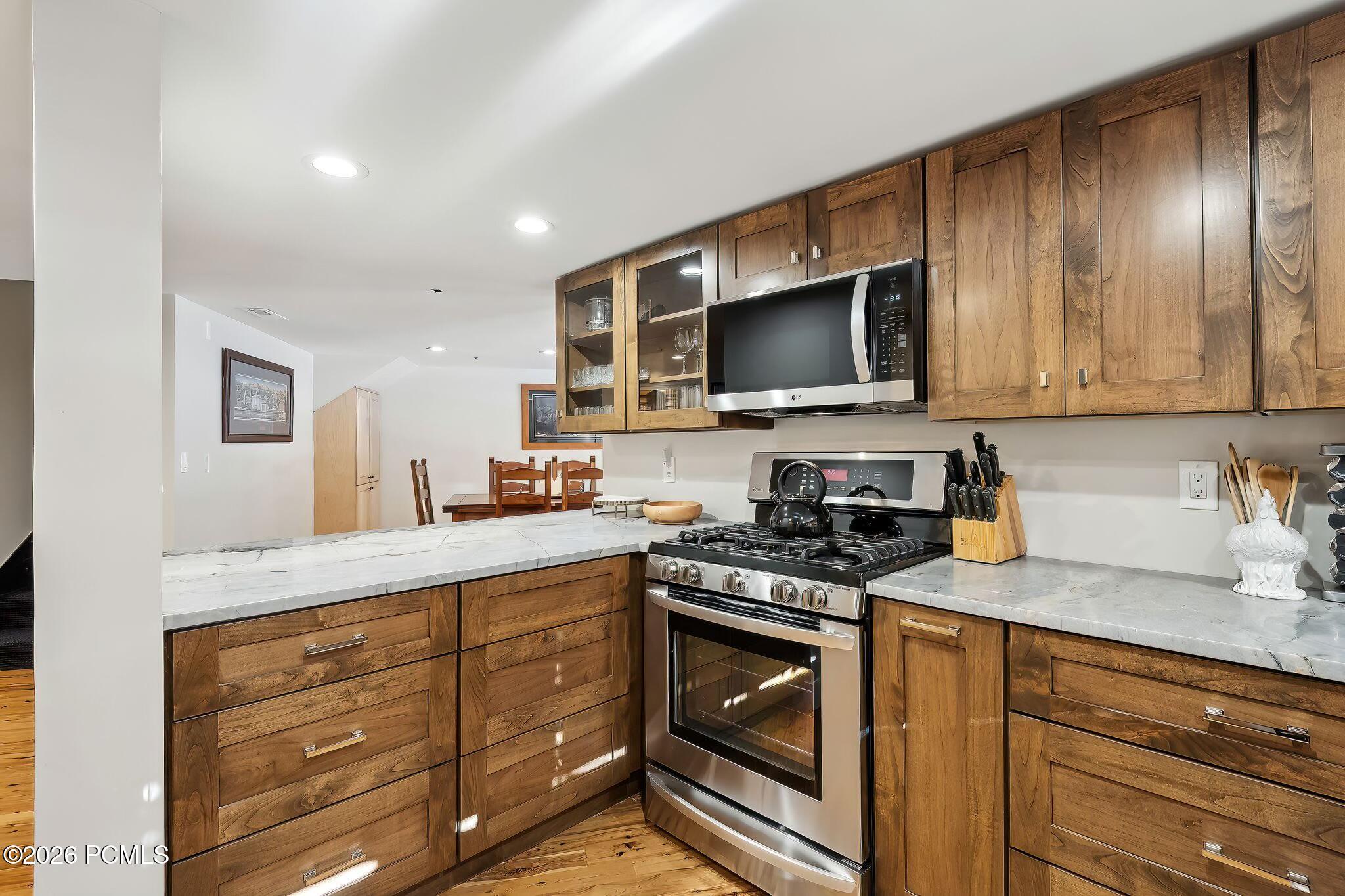 1516 Deer Valley Drive 25