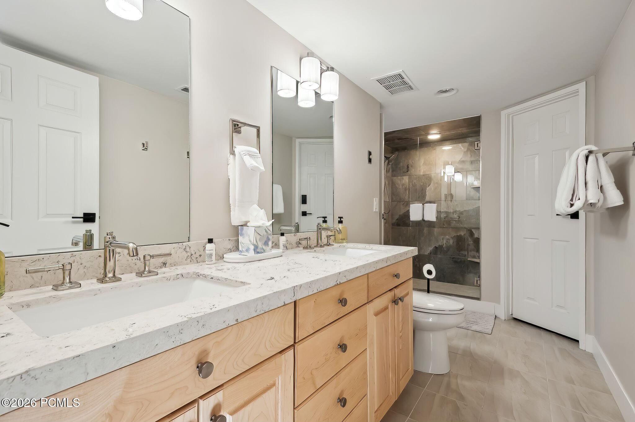 1516 Deer Valley Drive 25