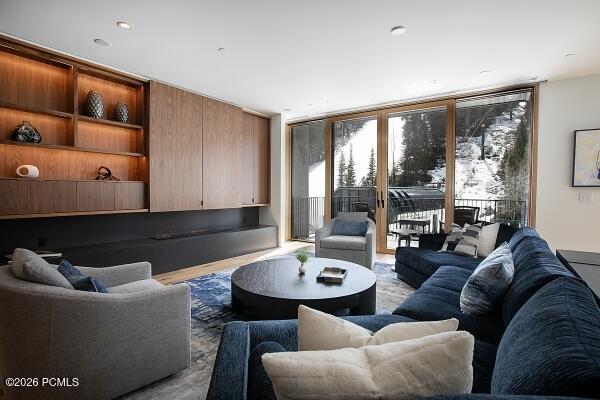 3267 W Deer Hollow Road 3103