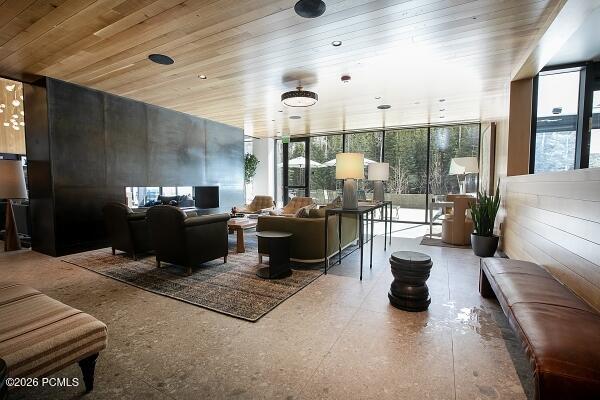 3267 W Deer Hollow Road 3103