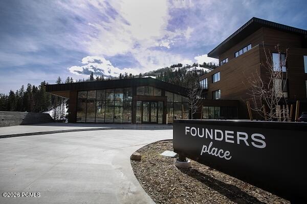 3267 W Deer Hollow Road 3103