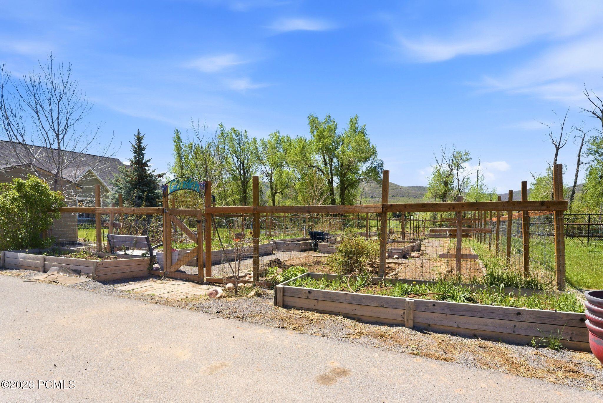 2885 Elk Meadows Drive
