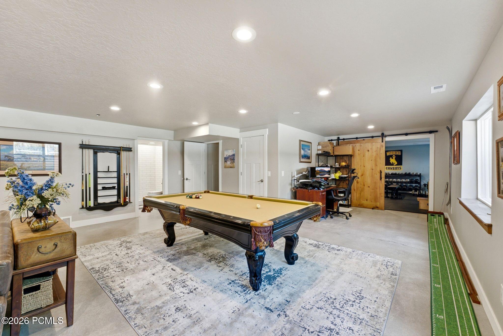 460 Scenic Heights Road