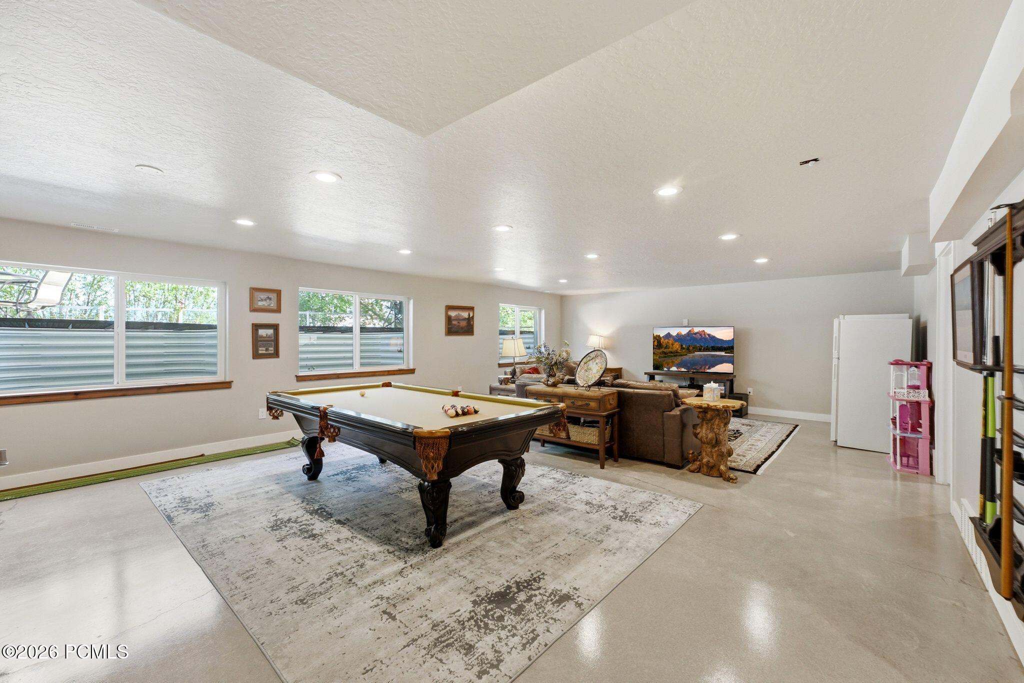 460 Scenic Heights Road