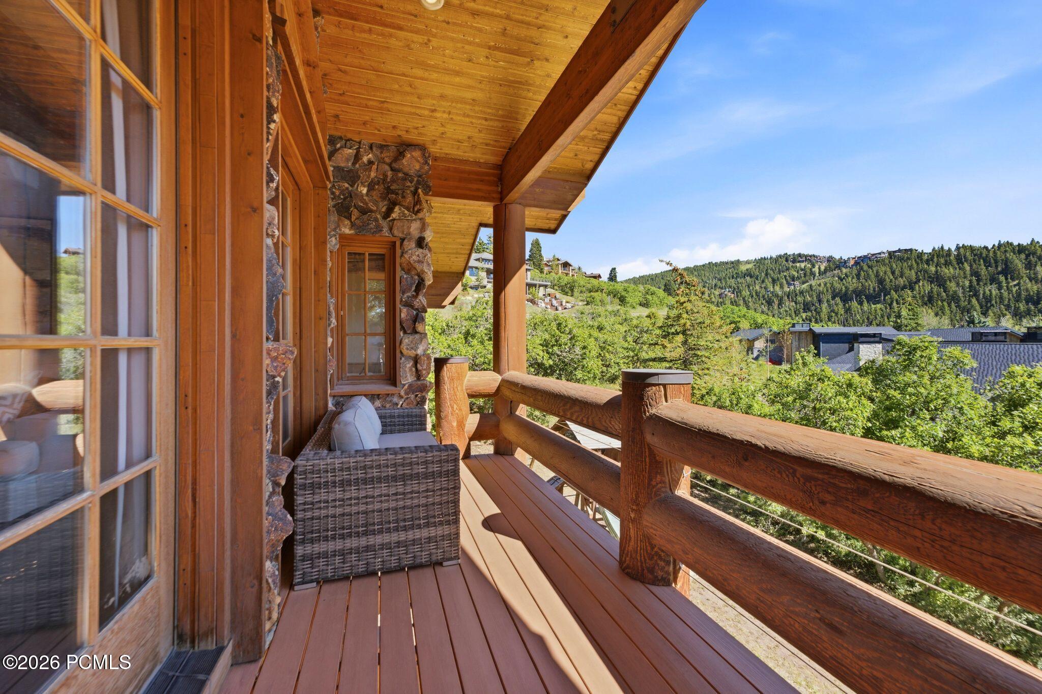 242 Golden Eagle Drive
