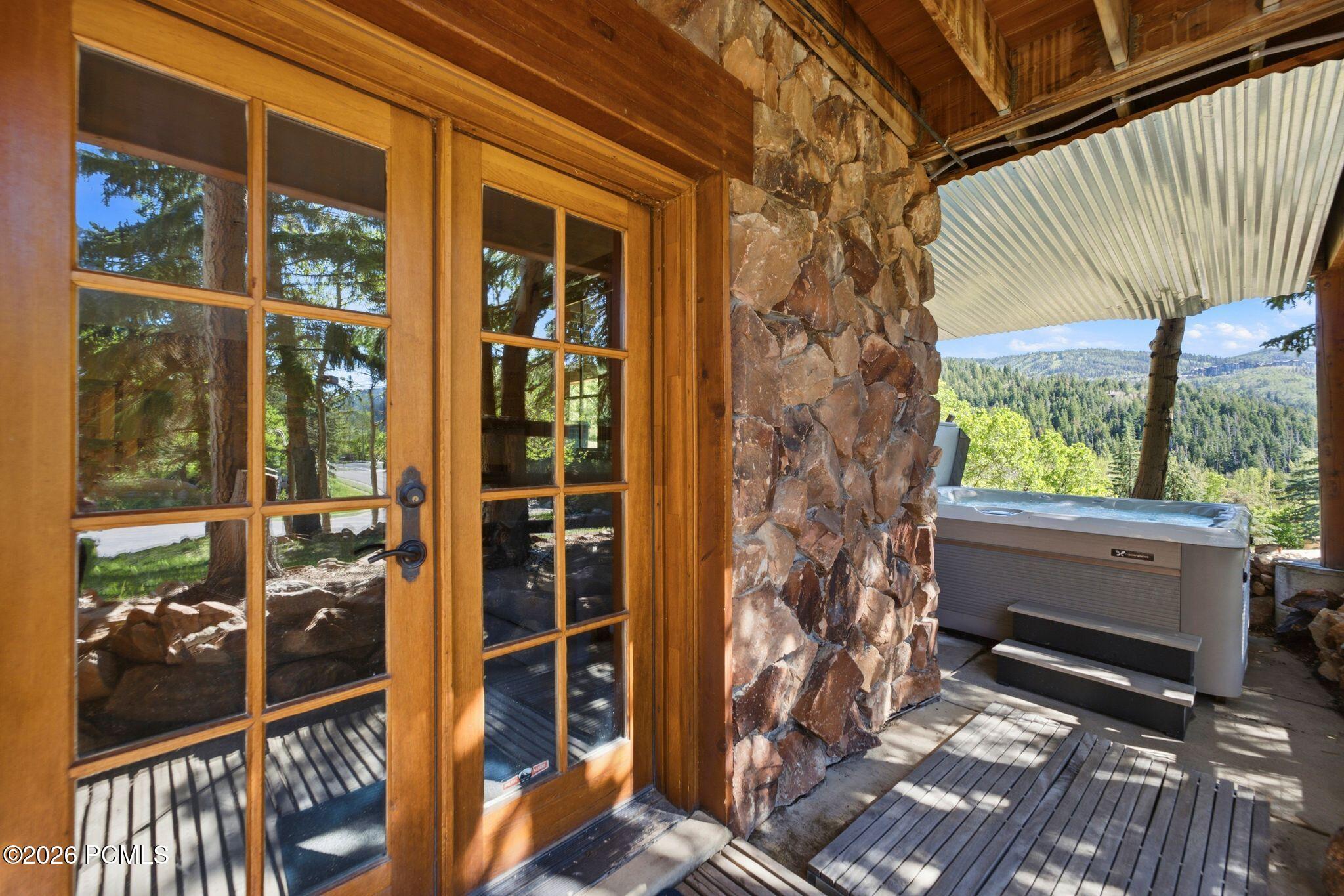 242 Golden Eagle Drive