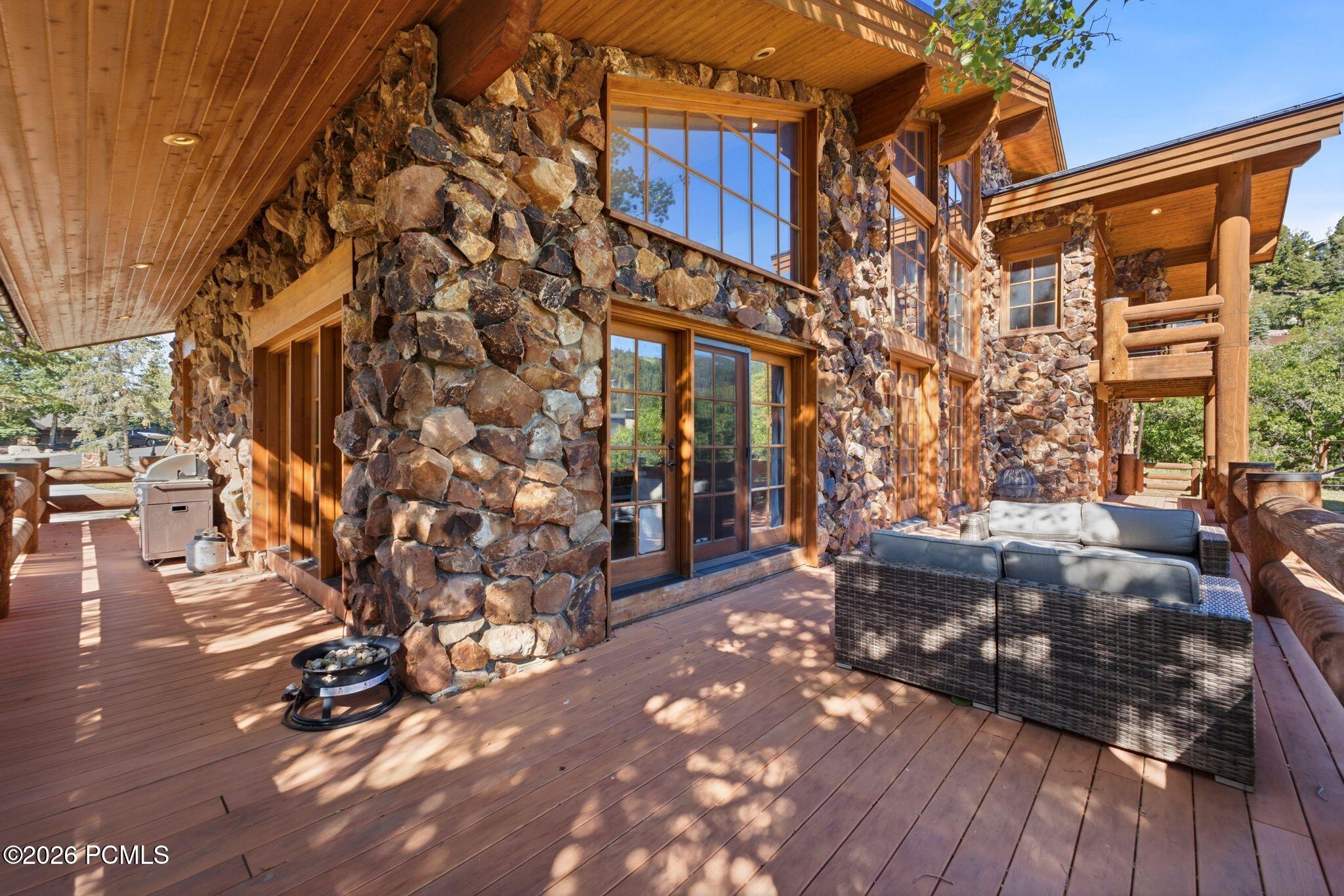 242 Golden Eagle Drive