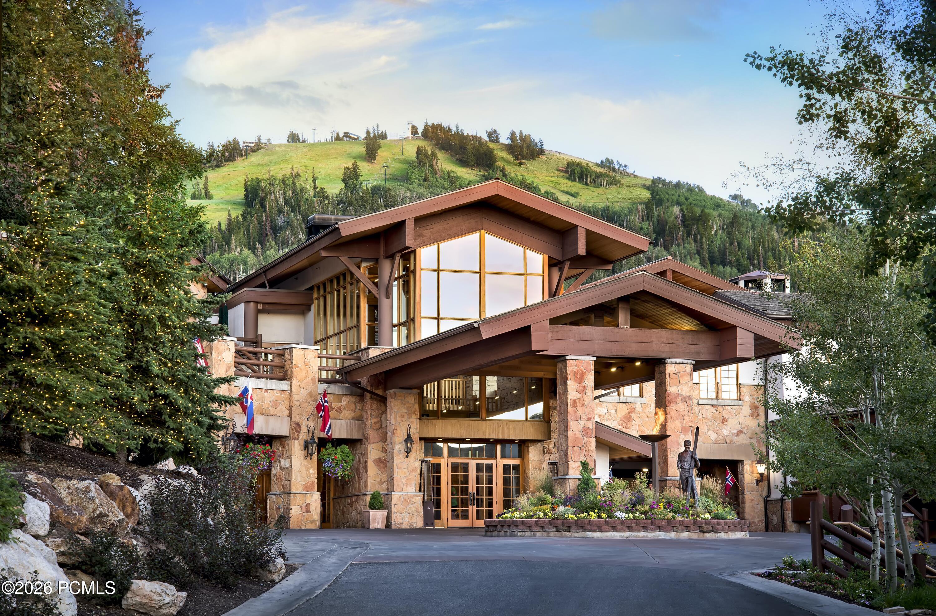 4823 Legacy Court 4