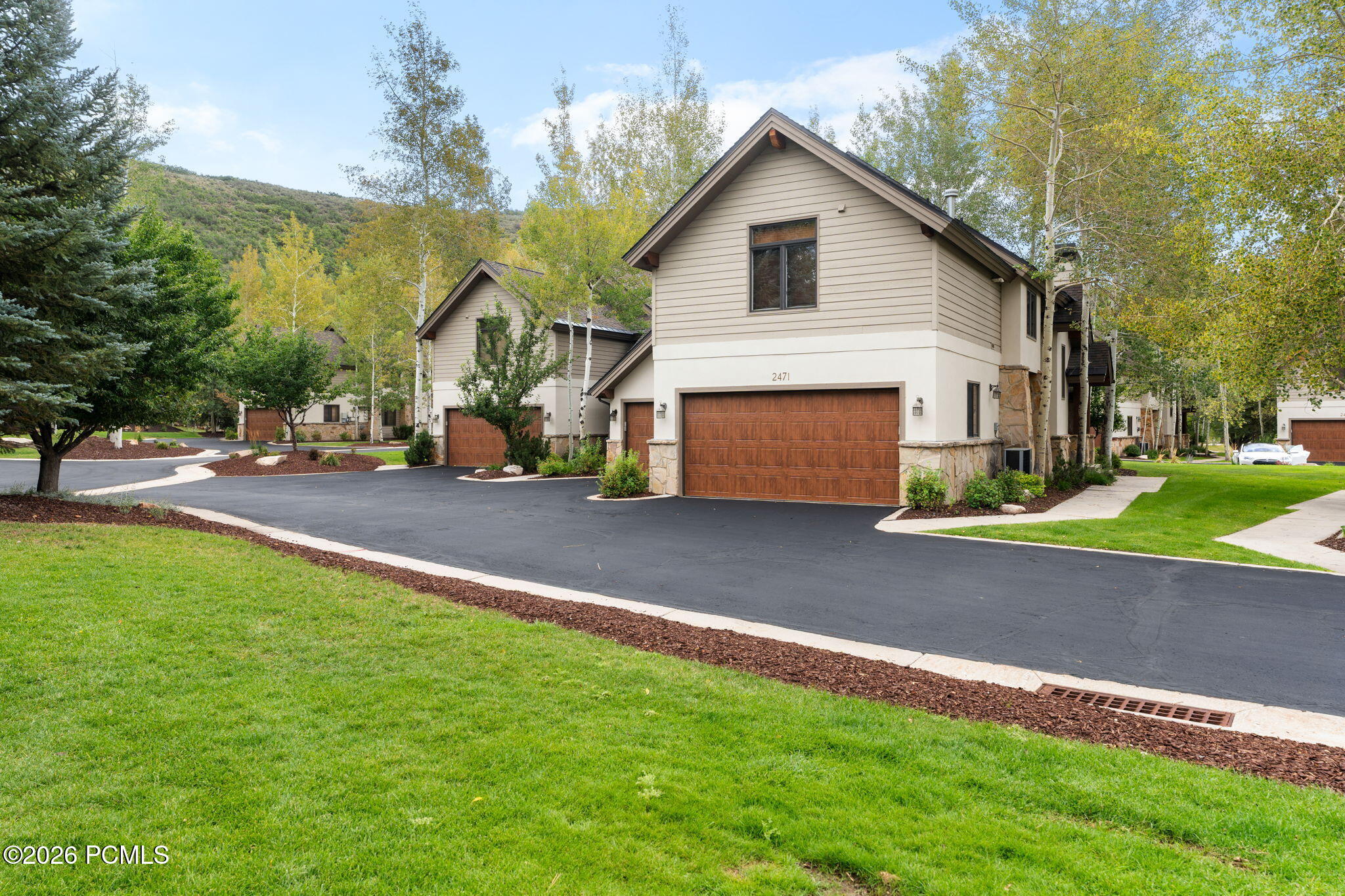 2469 Deer Lake Drive 5-B