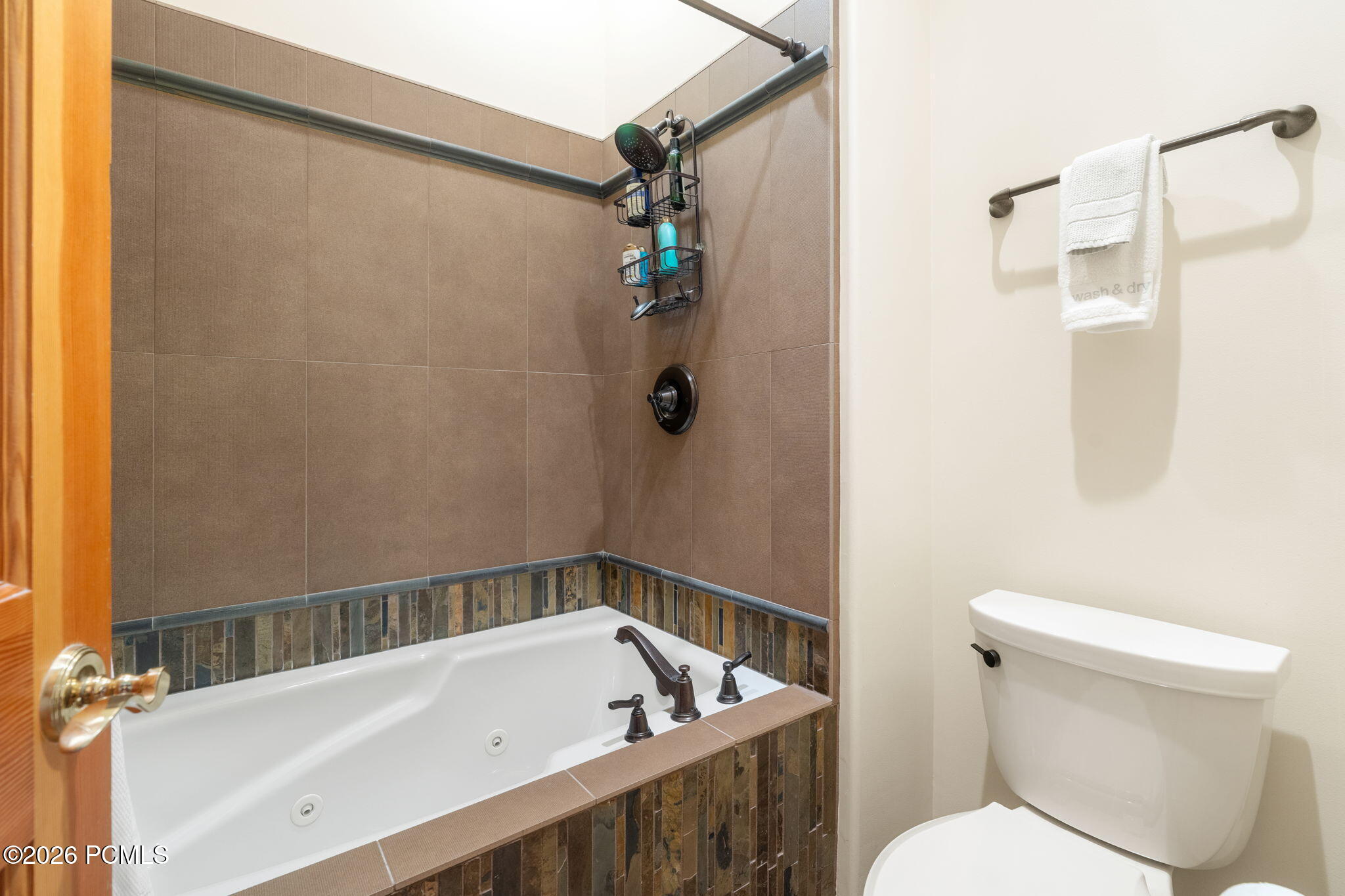 2469 Deer Lake Drive 5-B