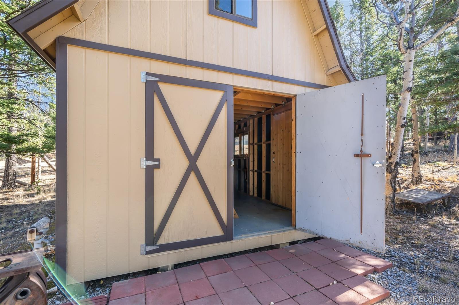 1063 Blossom Road