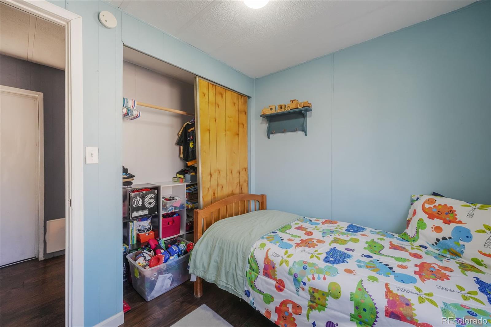1500 W Thornton Parkway
