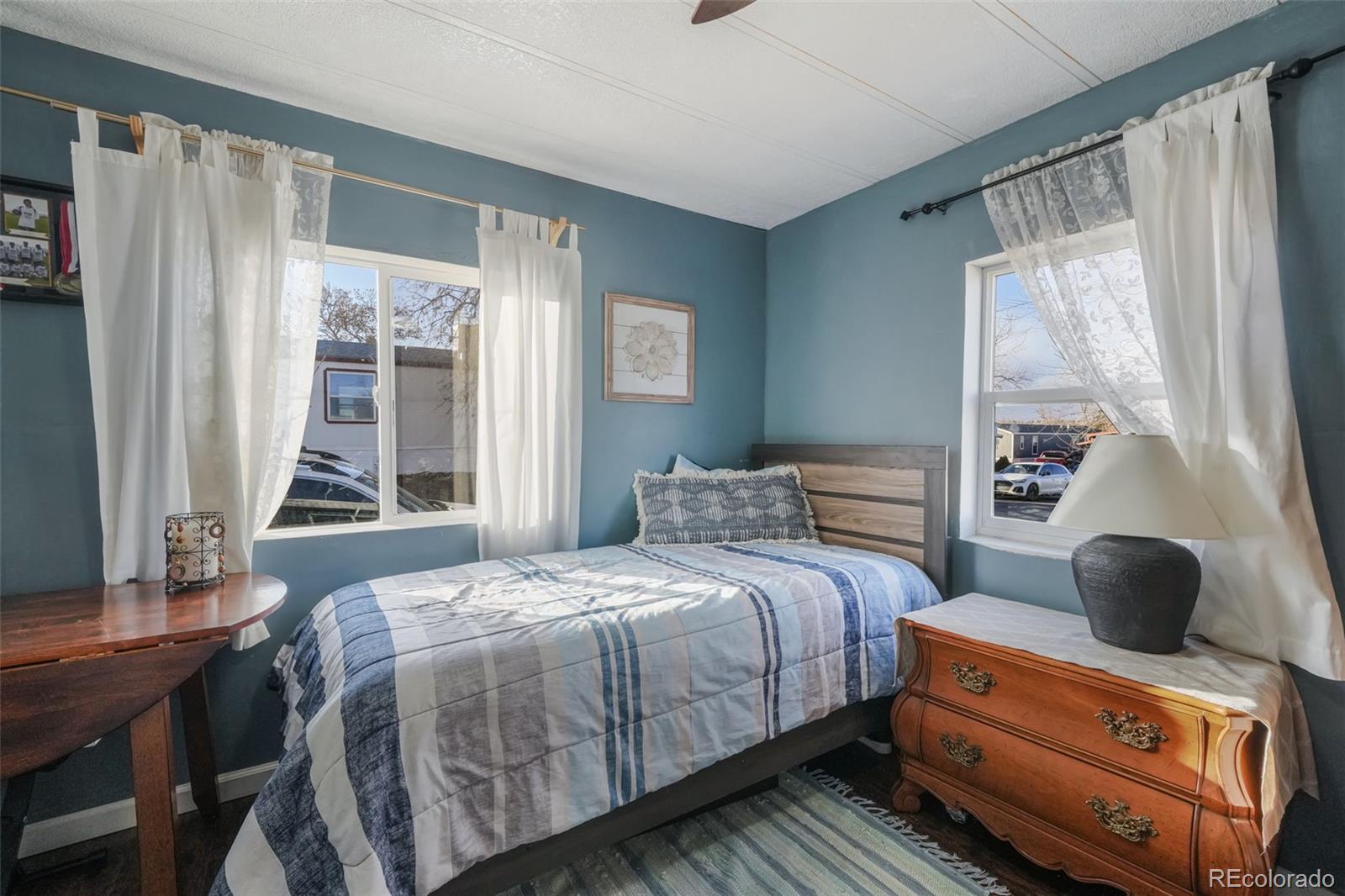 1500 W Thornton Parkway