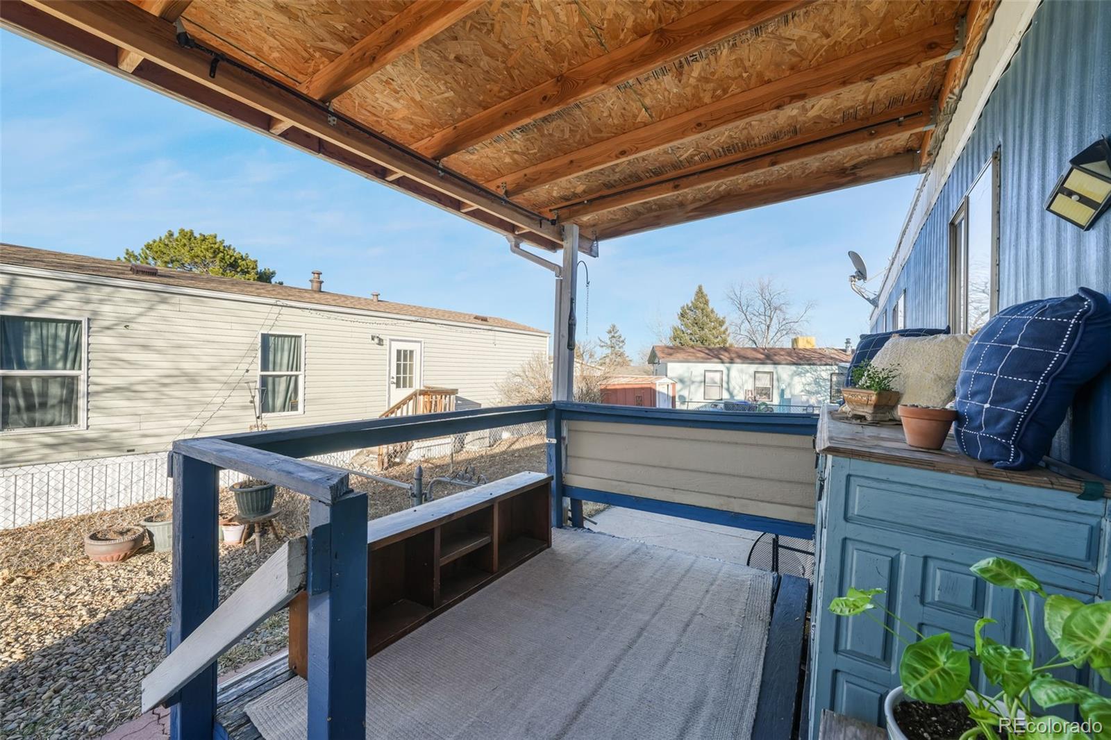 1500 W Thornton Parkway
