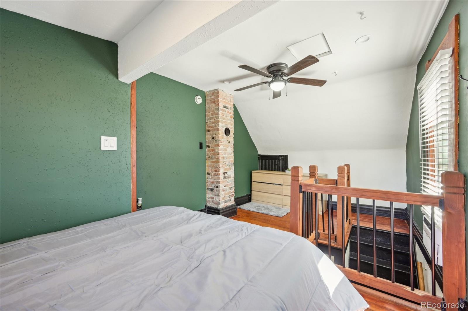 7 E Fountain Boulevard