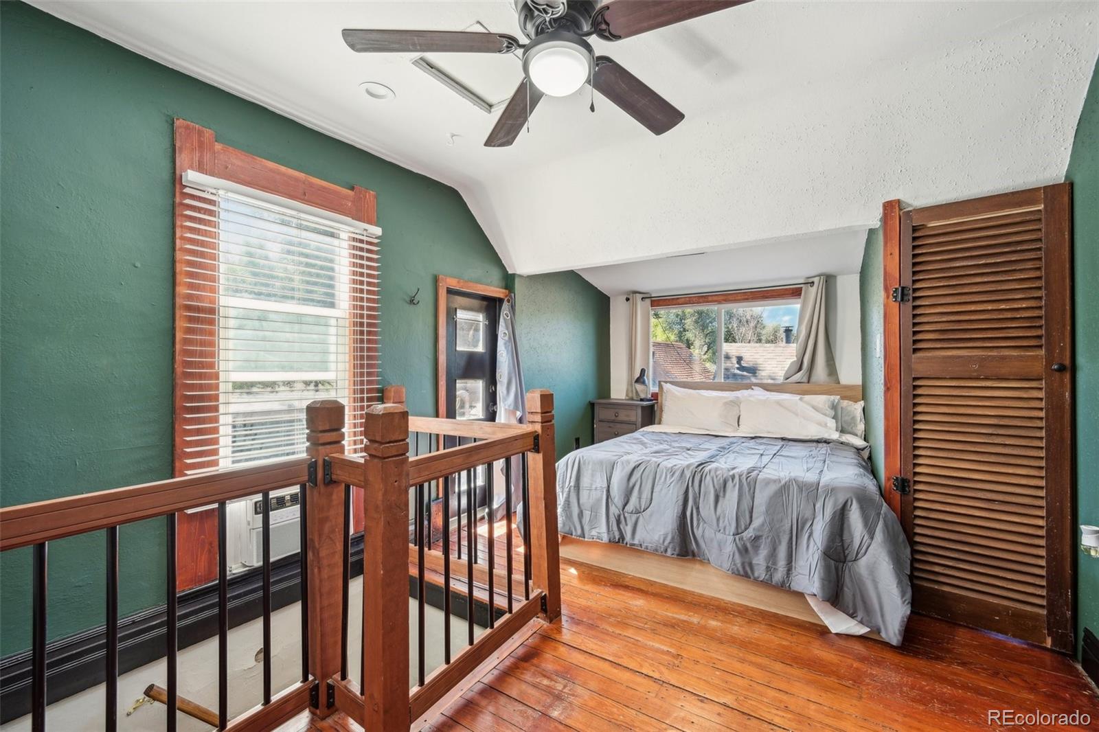 7 E Fountain Boulevard
