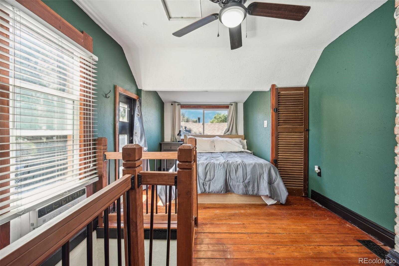 7 E Fountain Boulevard