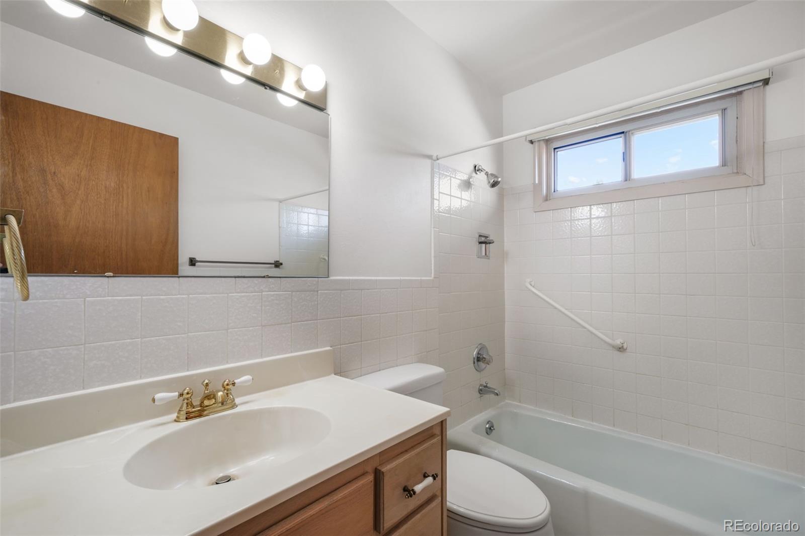 1860 Northview Drive