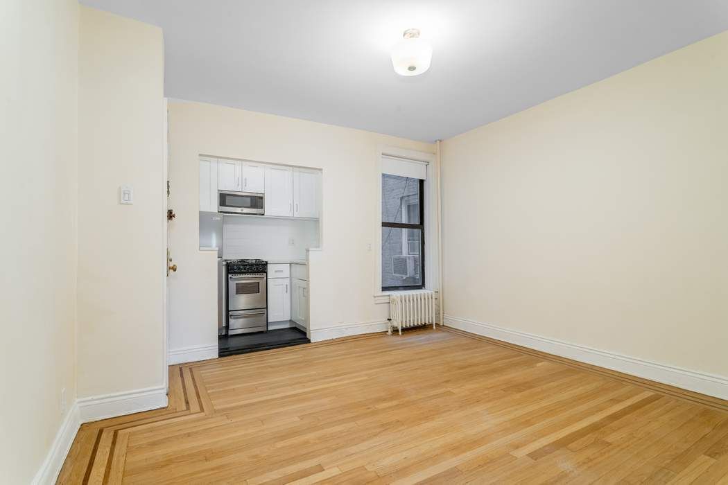 52-25 Skillman Avenue 1B