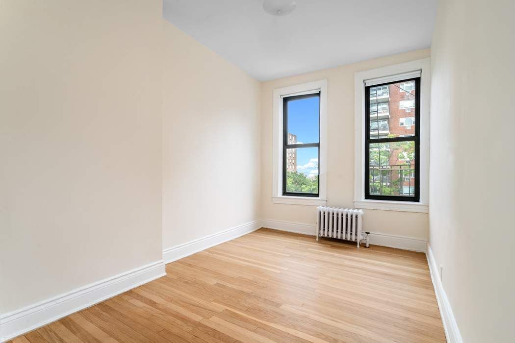 52-25 Skillman Avenue 3B